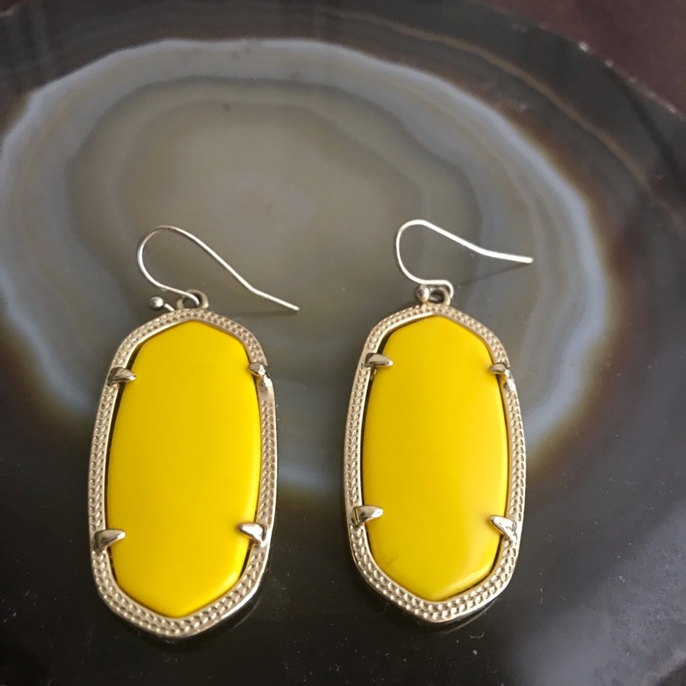 Kendra Scott yellow Elle earrings